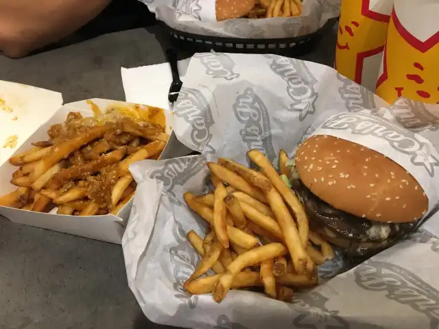 Carl’s Jr. Food Photo 6