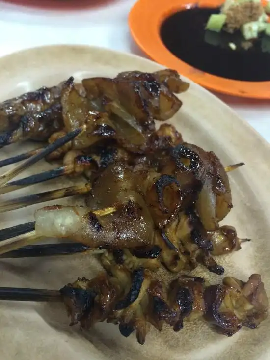 Sate Babi krekot