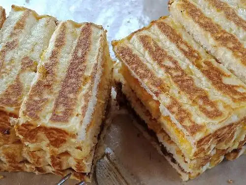 Roti Bakar NR Mahligai