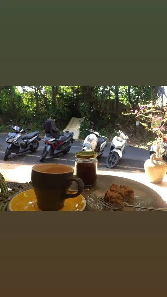 Gambar Makanan Dharma Coffee & Juice 17