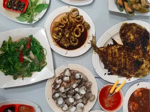 Nasi Uduk Seafood Reza Jaya 32, Cipayung