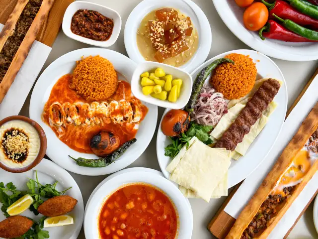 Loqma Kebap & Döner'nin yemek ve ambiyans fotoğrafları 1