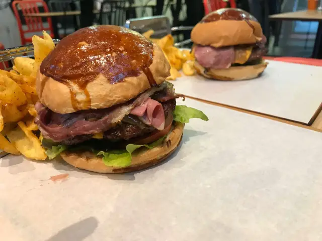 Mahal Burger'nin yemek ve ambiyans fotoğrafları 32