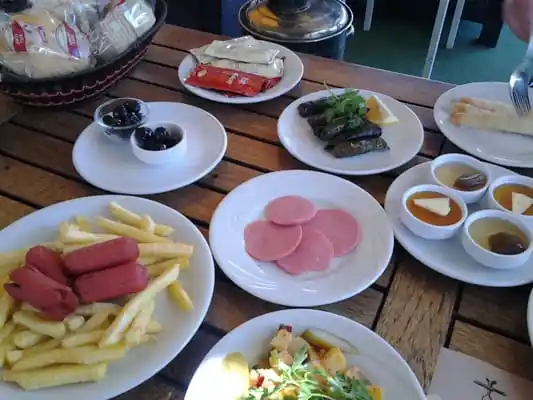 Elida Cafe &amp; Restaurant'nin yemek ve ambiyans fotoğrafları 4