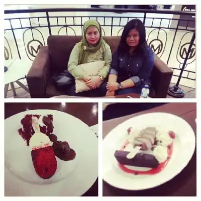 Magnum Cafe