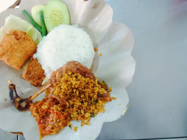 Gambar Makanan Ayam Penyet Surabaya 8