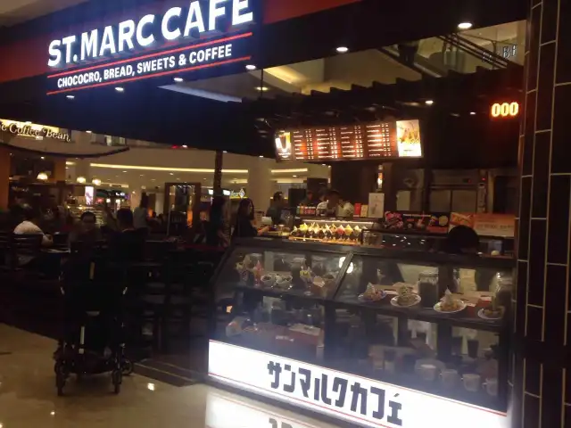 Gambar Makanan St. Marc Cafe 14