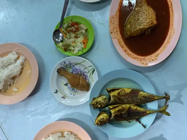 Asam Pedas Kampung Nelayan 4 Food Photo 4