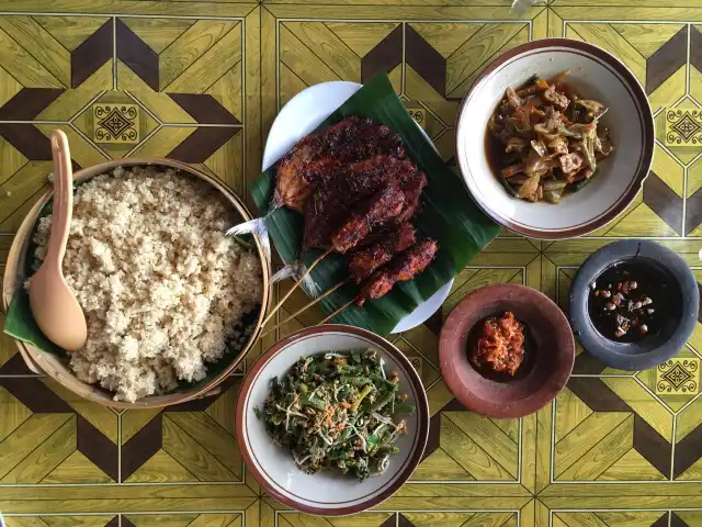 Gambar Makanan Warung Makan Sari Laut Bu Gandos 9