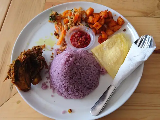 Gambar Makanan Mamih Ungu Cafe and Resto 11