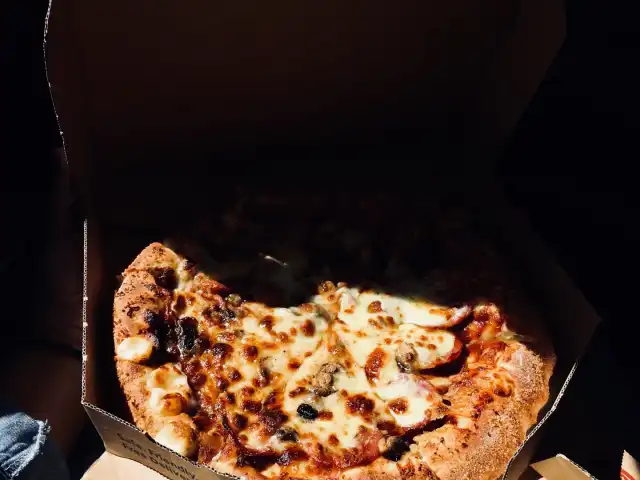 Domino's Pizza TTDI Grove Food Photo 3