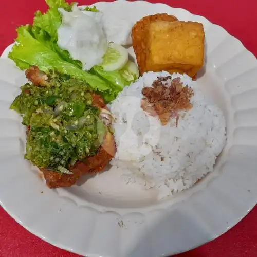 Gambar Makanan Ayam Geprek Mbak Tini 10