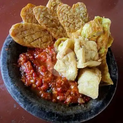 Gambar Makanan Warung Sop Tulang Pujakesima, Sungai Harapan 15