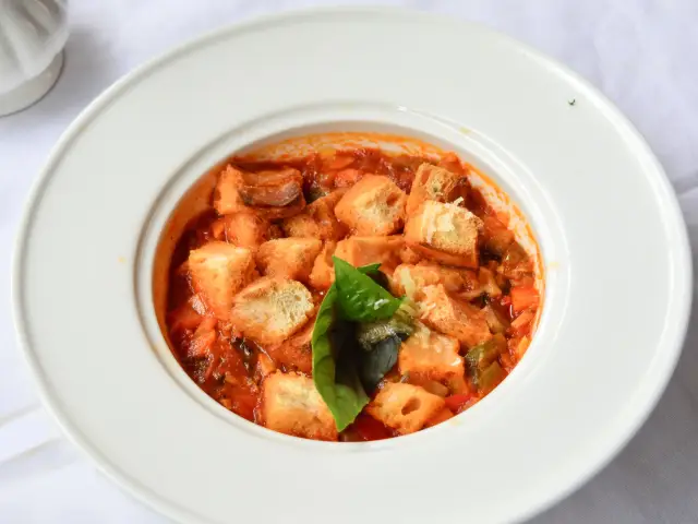 Gambar Makanan Expatriate Italian Restaurant 10