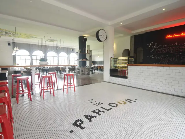 Gambar Makanan The Parlour 12