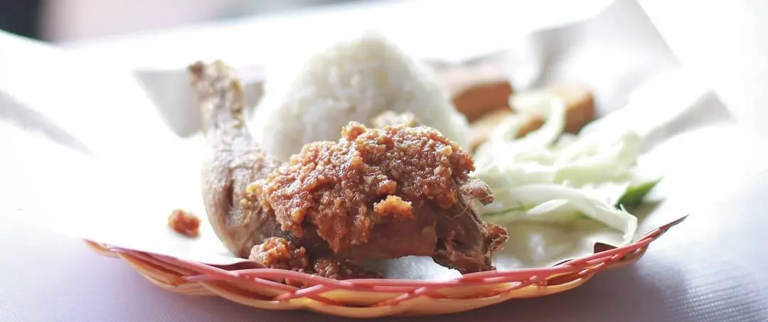 Gambar Makanan Ayam Gepuk Pak Gembus 3