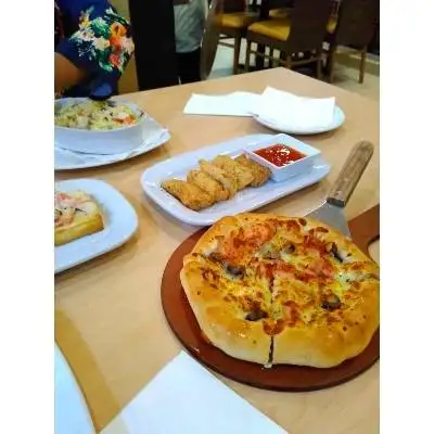 Gambar Makanan Pizza Hut 10