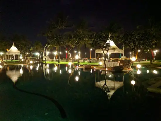 Breeze at The Samaya Seminyak