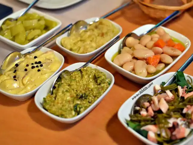 Kadife Meze Restoranı'nin yemek ve ambiyans fotoğrafları 15