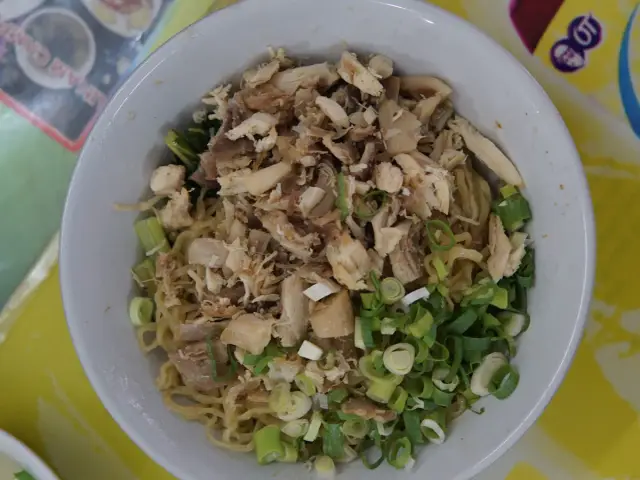 Gambar Makanan Bakmi Lili 11