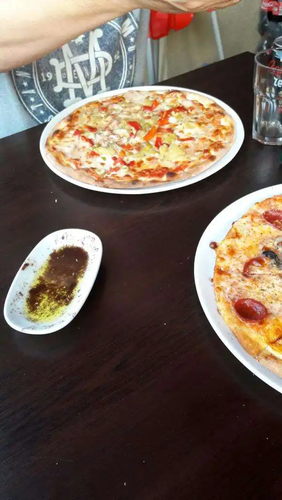 Raffaele Pizza'nin yemek ve ambiyans fotoğrafları 36