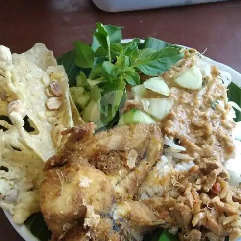 Gambar Makanan Nasi Pecel & Rawon Pak Tomo, Pulau Kae Selatan 1