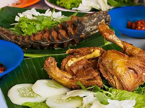 Pecel Lele & Ayam Cak Dimas Kalibata, Herbras