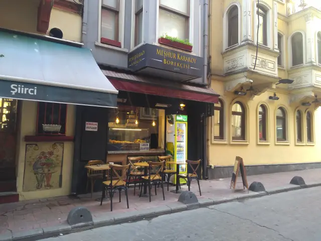 Meşhur Karaköy Börekçisi'nin yemek ve ambiyans fotoğrafları 4