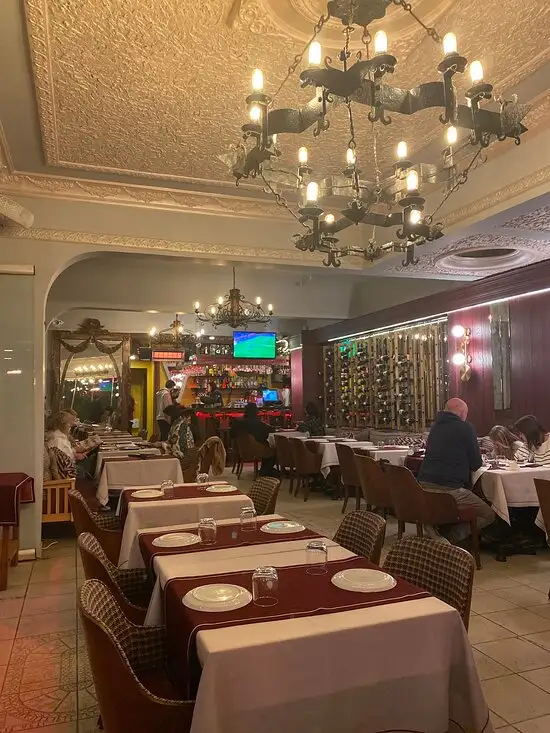 Adonin Cafe & Restaurant'nin yemek ve ambiyans fotoğrafları 60