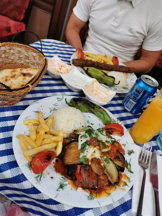 Istanbul Kebab Cafe & Restaurant'nin yemek ve ambiyans fotoğrafları 62