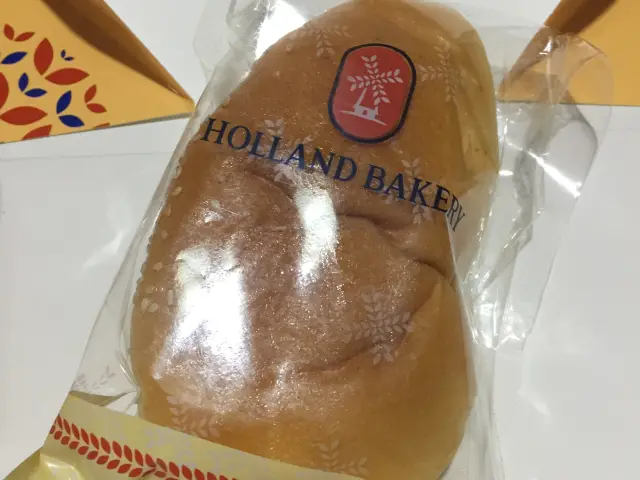 Gambar Makanan Holland Bakery 11