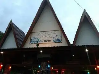 D Muara Seafood