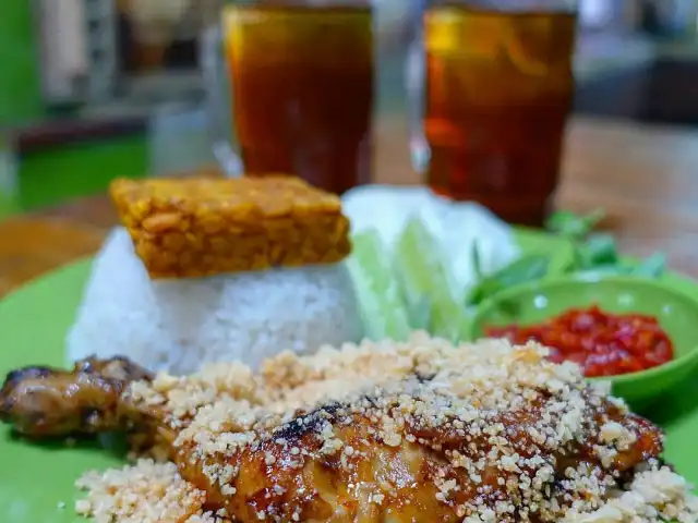 Gambar Makanan Ayam Bakar Mas Mono 3