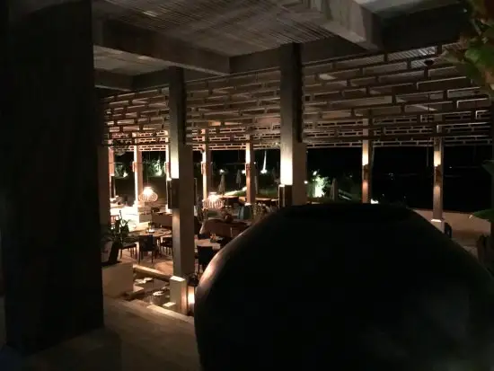 Aura Lounge & Bar Lombok