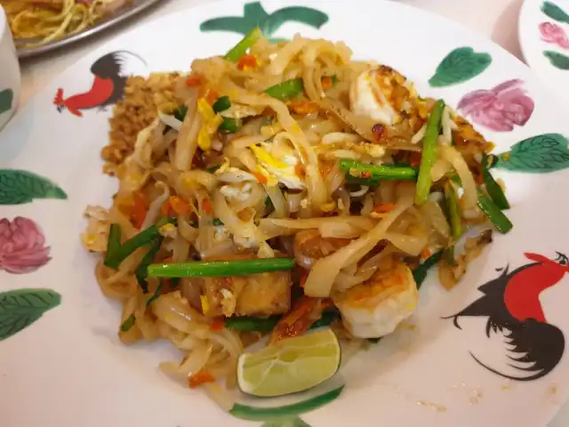 MOOBAAN thai Food Photo 14