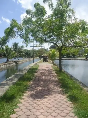 Greenhouse Fishing Station and Restaurant