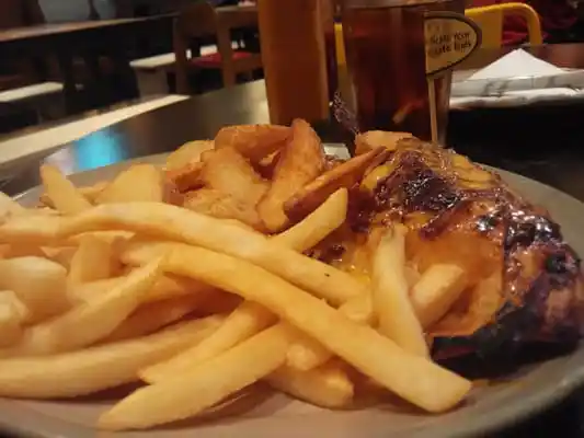 Nando&apos;s Food Photo 3