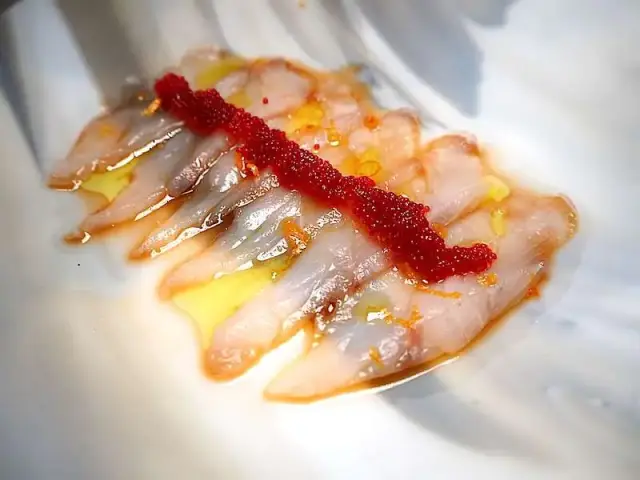 İnari Omakase Japanese Restaurant'nin yemek ve ambiyans fotoğrafları 59