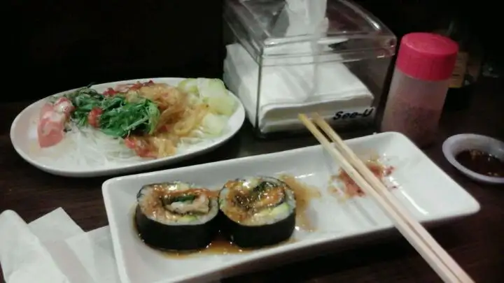 Gambar Makanan Suteki Sushi 9