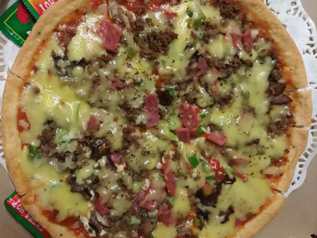 Gambar Makanan Noi Pizza 9