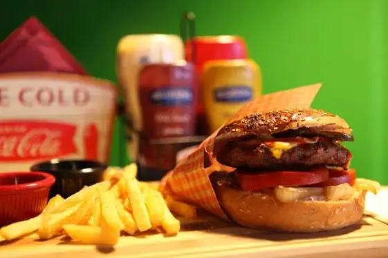 Retro Burger'nin yemek ve ambiyans fotoğrafları 10
