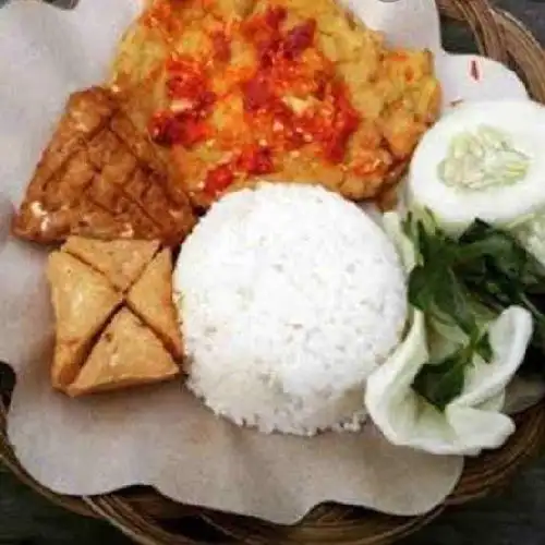 Gambar Makanan ayam penyet nyet mama nizam 10