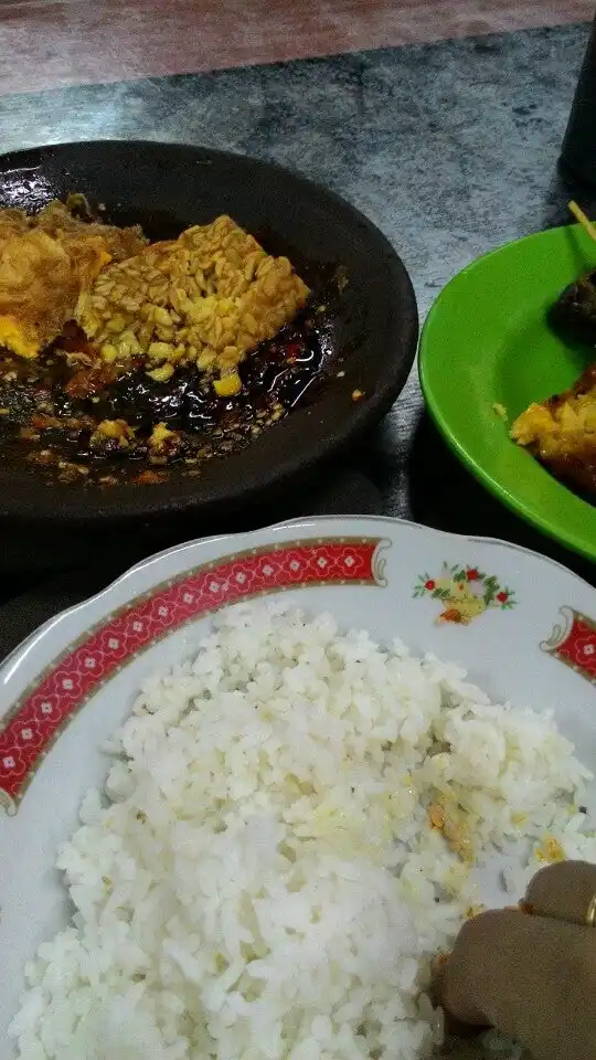 Gambar Makanan Sambal Bawang Mbok Djayus 8