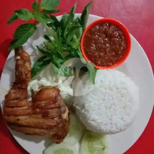 Gambar Makanan Warung Pecel Lele Mang Eben 3