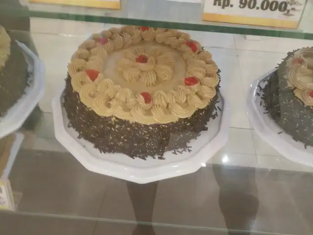 Gambar Makanan Toko Kue Bawean 4