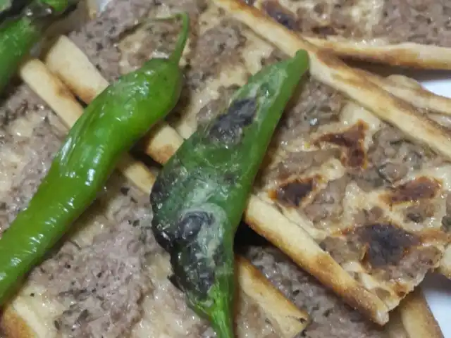 Sazlı Pınar Etliekmek/Döner'nin yemek ve ambiyans fotoğrafları 2