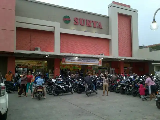 Surya toserba ciledug