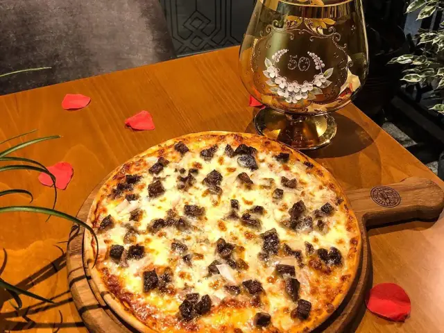 Ezza Pizza'nin yemek ve ambiyans fotoğrafları 2