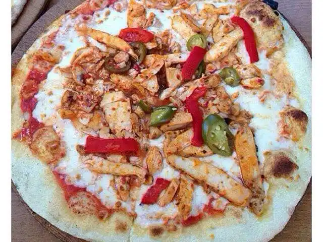 Pizza İl Forno'nin yemek ve ambiyans fotoğrafları 38