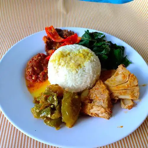 Gambar Makanan Pincuran Rajo Masakan Padang, Legian 10